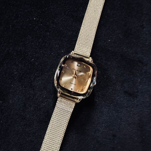 Women's Geneva Gold Tone Mesh Band Watch